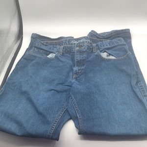 Eddie Bauer Straight Fit Jeans